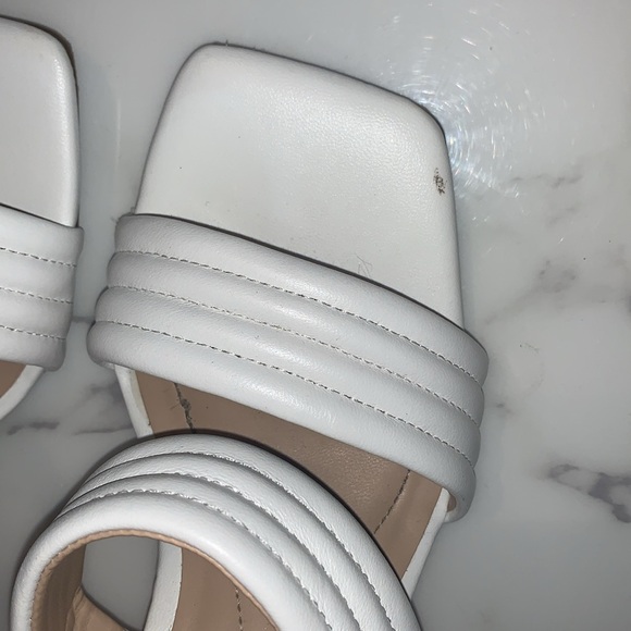 Alfani Heel - Picture 2 of 4